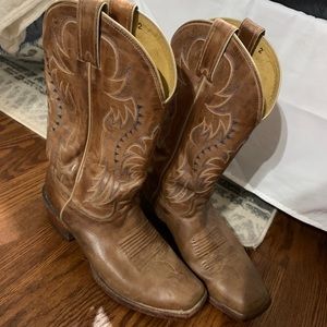 Nocona mens boots